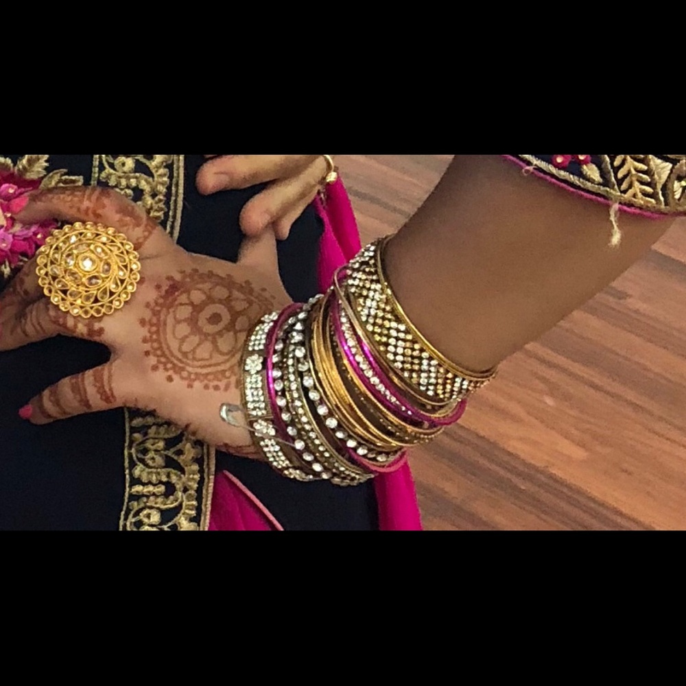 Jewellery bangles - Picture 2 of 2